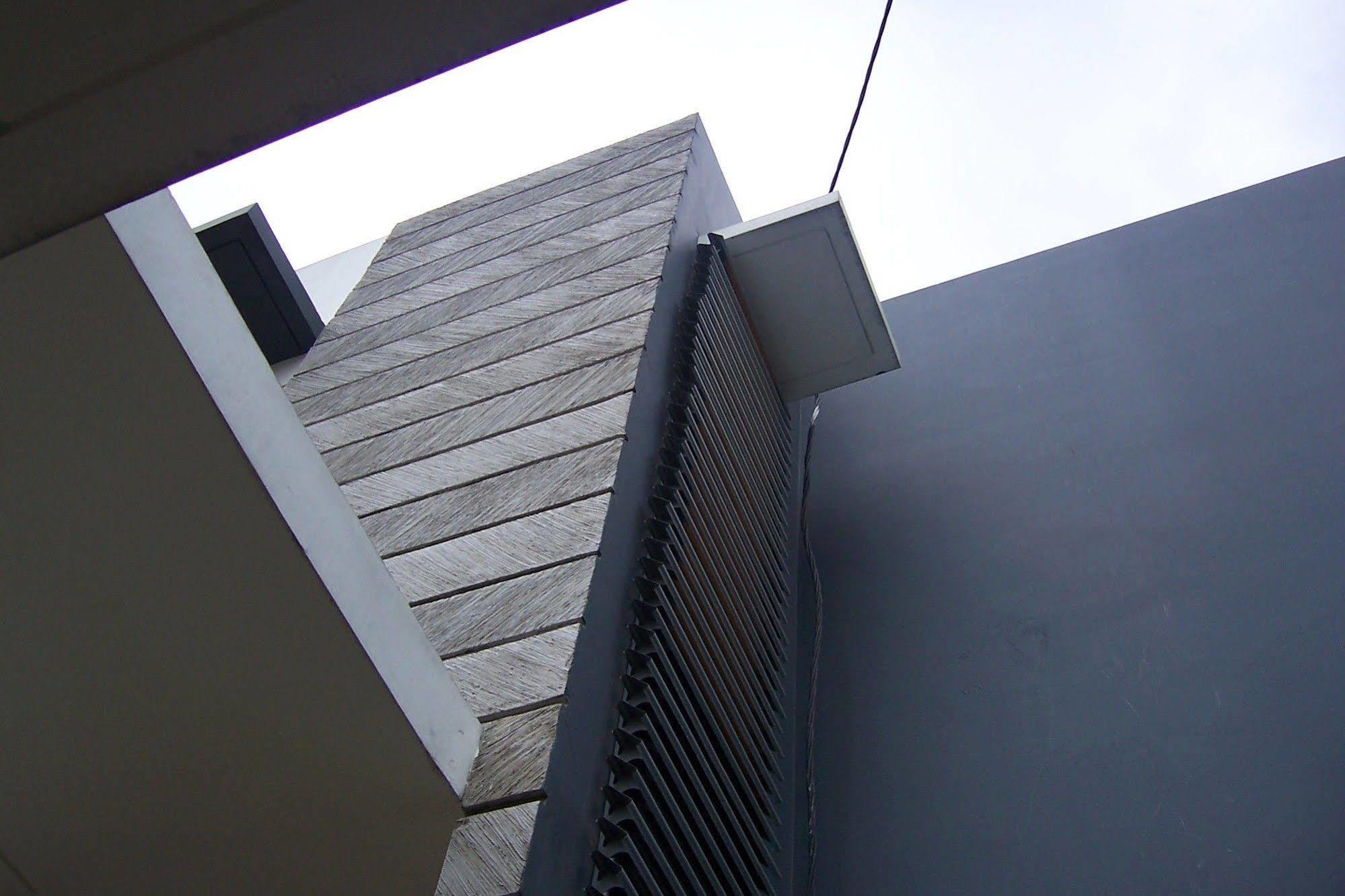 Flat06 Cipete Hotel Jakarta Buitenkant foto